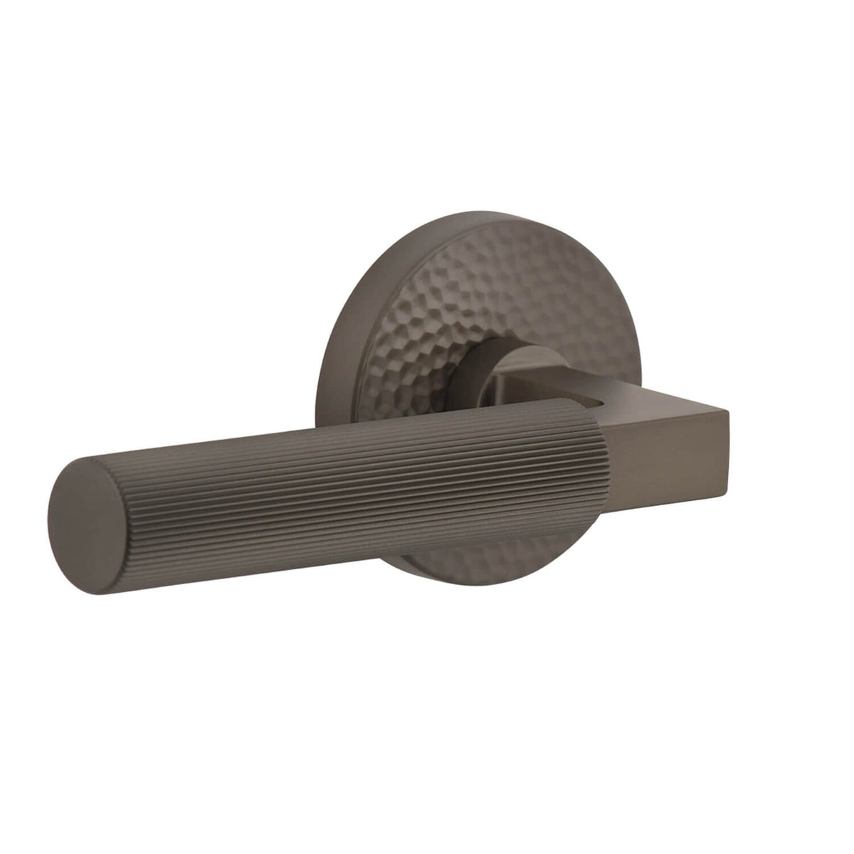 Circolo Hammered Rosette with Contempo Fluted Lever in Titanium Gray