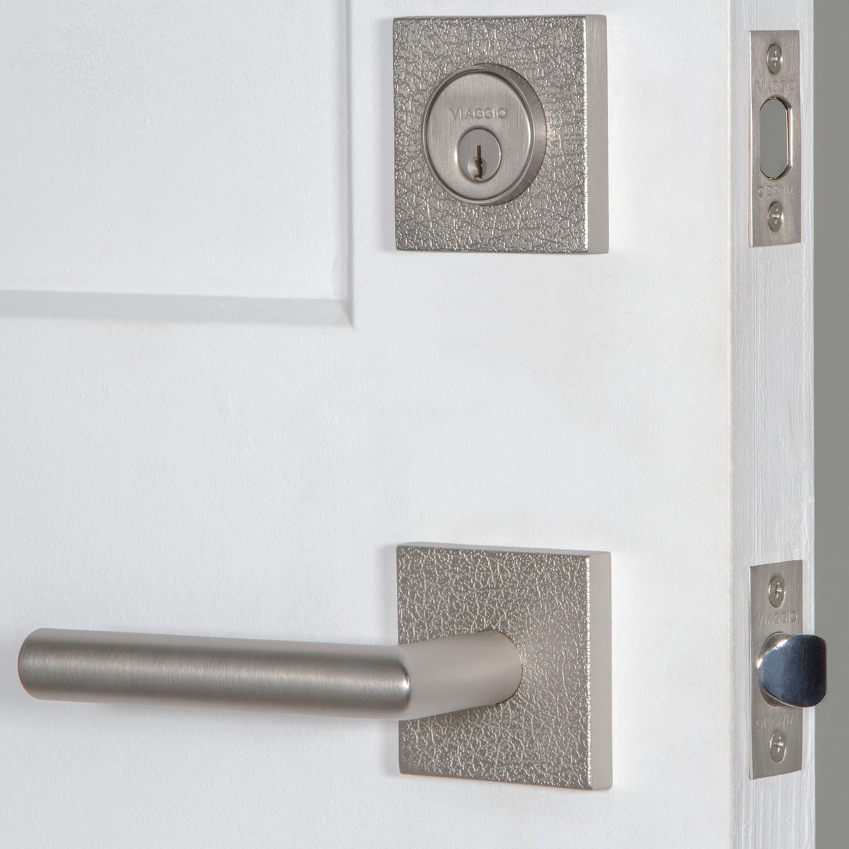 Quadrato Leather Rosette Entry Set with Moderno Lever in Satin Nickel